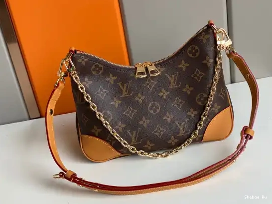 ODEON VUITTON LOUIS 0616